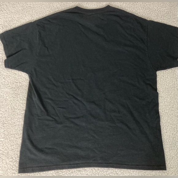 All Smoked Out | Cheech & Chong Couch Smoke and Chill Men’s Black Tee NWT - Picture 3 of 4